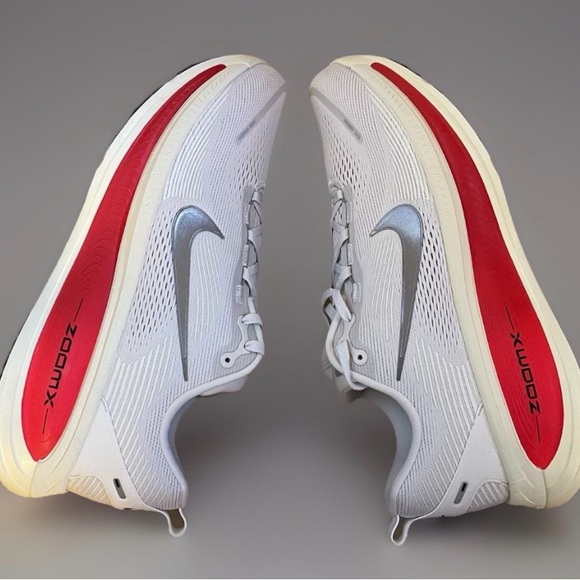 Size 13 - Nike Vomero 18 Platinum Tint Siren Red Running Shoes HM6803-001 Men’s - Picture 4 of 10